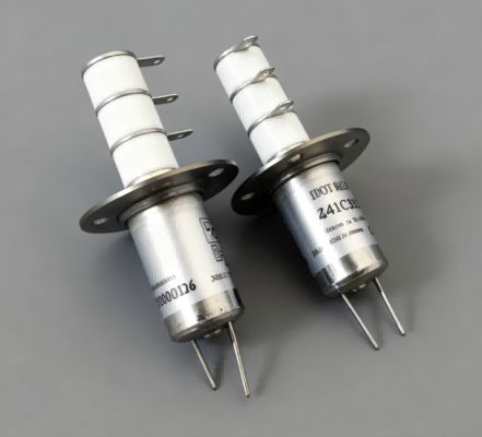 kopen De kleine Stroom van het het Relaisdc5kv Werkende Voltage 30A van de Volumehoogspanning Vacuüm online manufacture