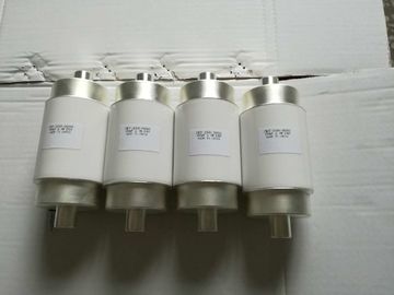 kopen CKT250/21/100 vaste Vacuümcondensatoren 250PF 30KV voor Inductie die/HF-het Verwarmen verwarmen online manufacture